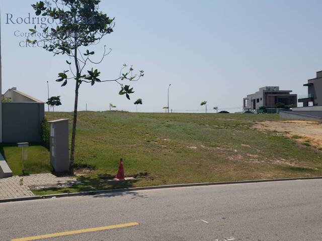 Área para Venda em São José dos Campos - 2