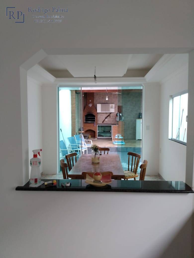 Sobrado, 3 quartos, 206 m² - Foto 4