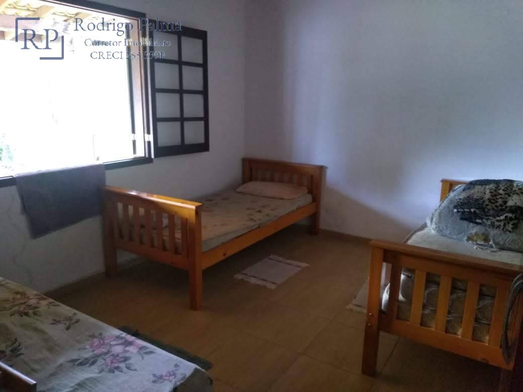 Chácara à venda com 2 quartos, 180m² - Foto 12