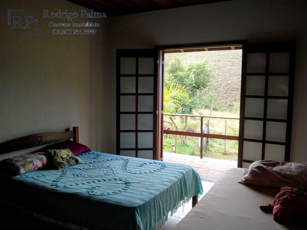 Chácara à venda com 2 quartos, 180m² - Foto 14