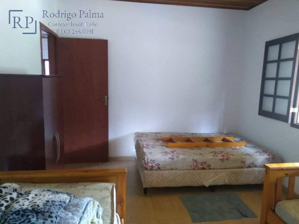 Chácara à venda com 2 quartos, 180m² - Foto 13