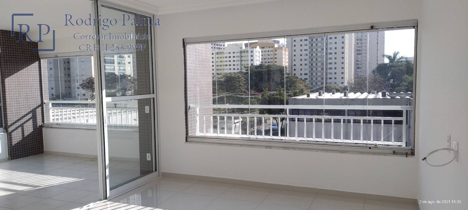 Apartamento para alugar com 2 quartos, 83m² - Foto 2